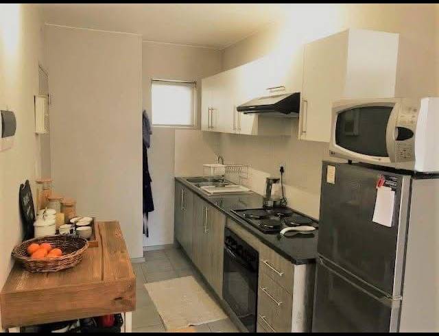 2 BEDROOM PROPERTY TO RENT IN CLUBVIEW